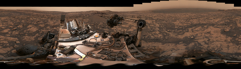 Illustration for article titled El rover Curiosity se toma un impresionante selfie de 360 grados bajo el cielo polvoriento de Marte